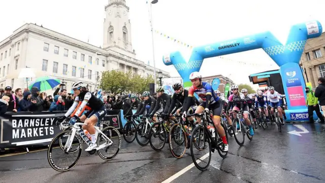 The women's race gets under way