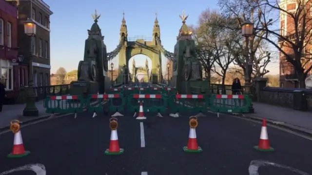 Hammersmith Bridge closed