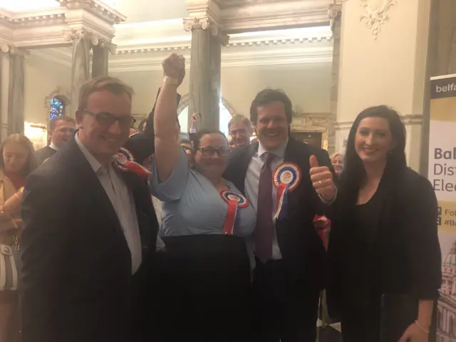 Sarah Bunting of the DUP (centre) celebrates her victory