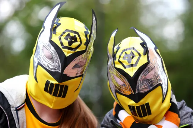 Sin Cara masks