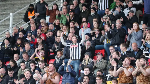 Notts County fans