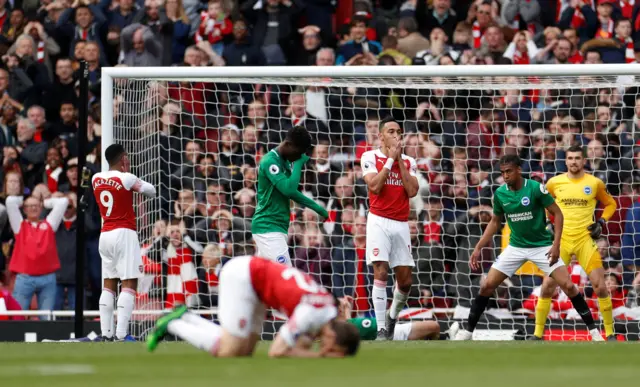Aubameyang reacts