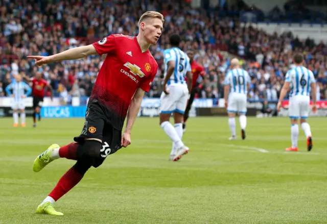 Scott McTominay celebrates