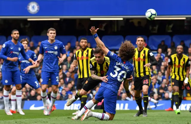 David Luiz appeals for a penalty