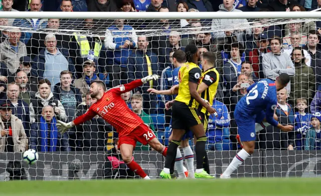 Ruben Loftus-Cheek scores