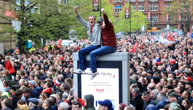 Sheffield United promotion parade