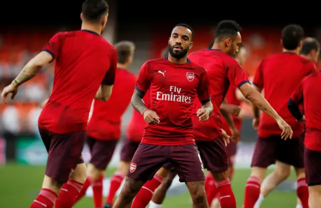 Alexandre Lacazette in the warm-up