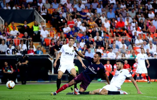 Arsenal's Pierre-Emerick Aubameyang scores his side's third goal