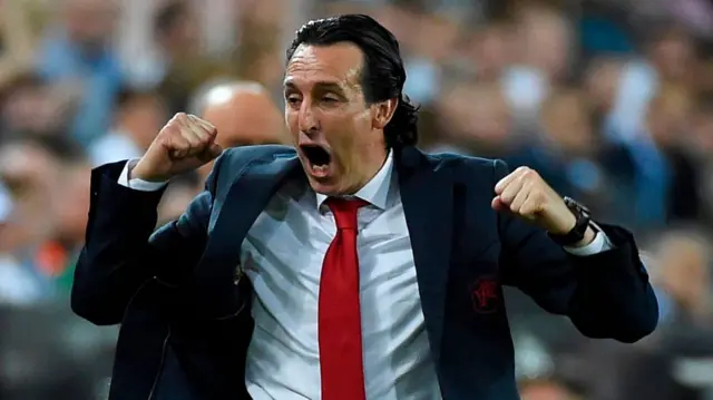 Unai Emery celebrates