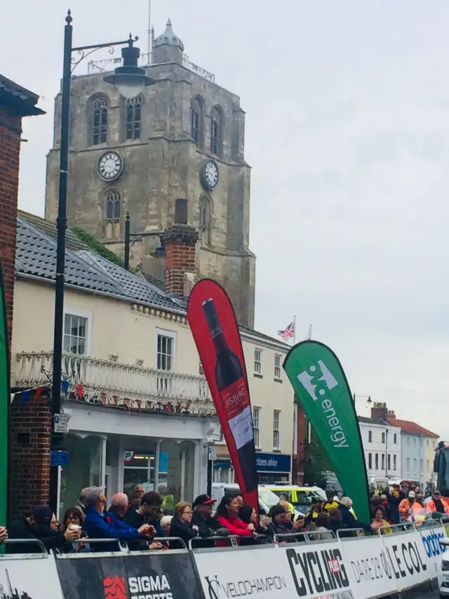 Women's Tour crowd in Beccles