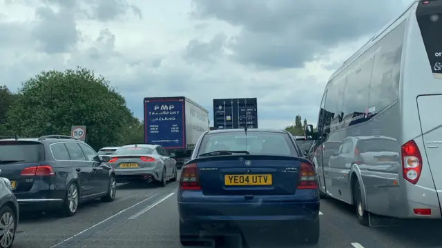 M6 queues