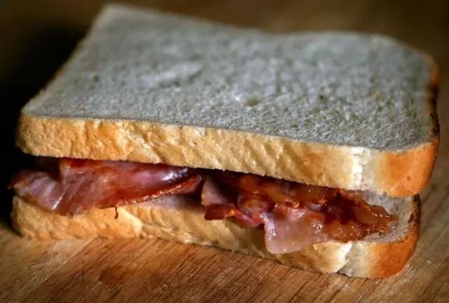 Bacon sandwich