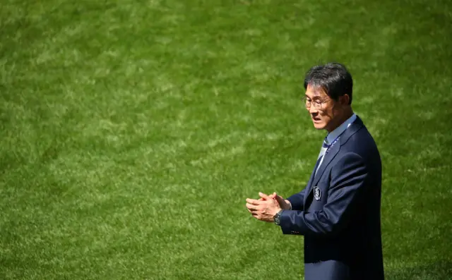 Korea Republic coach Dukyeo Yoon