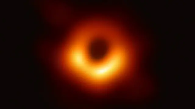 The first ever picture of a black hole: It's surrounded by a halo of bright gas