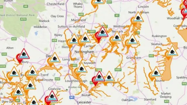 Map showing warnings and alerts