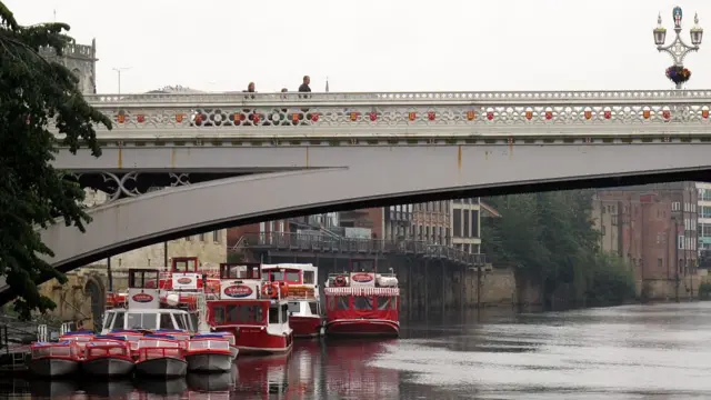 Boats at Lendal Bridge