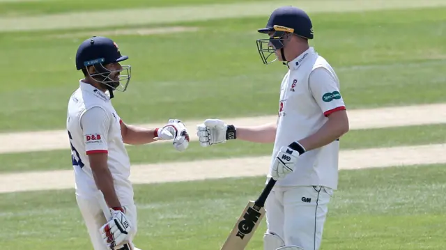 Ravi Bopara and Dan Lawrence