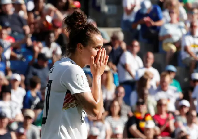 Lina Magull reacts to missed chance