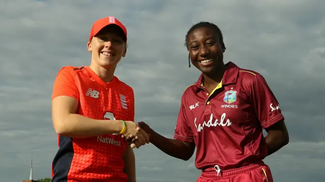 Heather Knight (L) the England captain shakes hands with the West Indies captain Stefanie Taylor