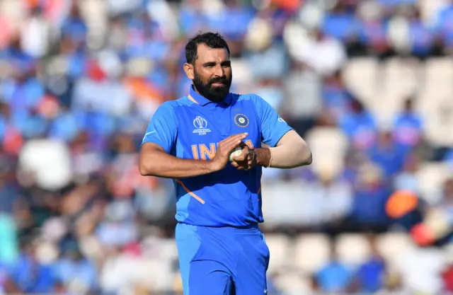 Mohammed Shami prepares to bowl