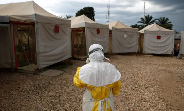 Ebola worker in Beni