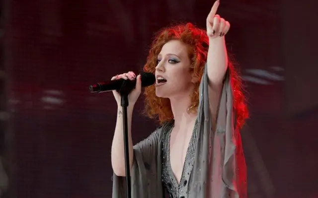 Jess Glynne