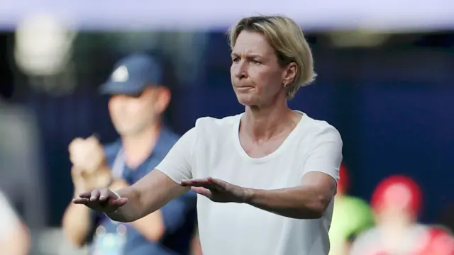 Germany head coach Martina Voss-Tecklenburg appeals for calm from her players