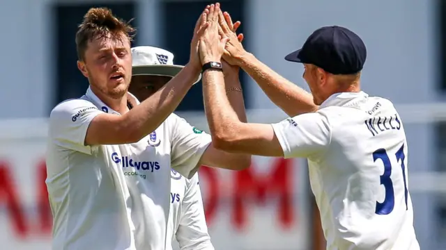 Ollie Robinson takes a wicket