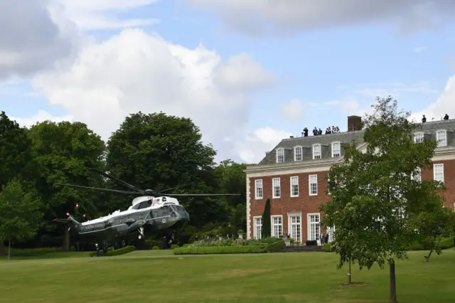 Marine One outside Winfield House