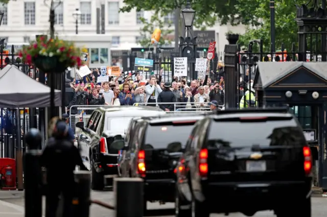 Motorcade leaves Downing Street