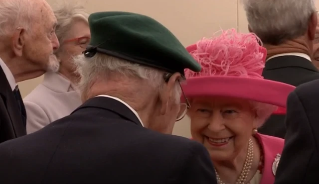 The Queen meets a veteran