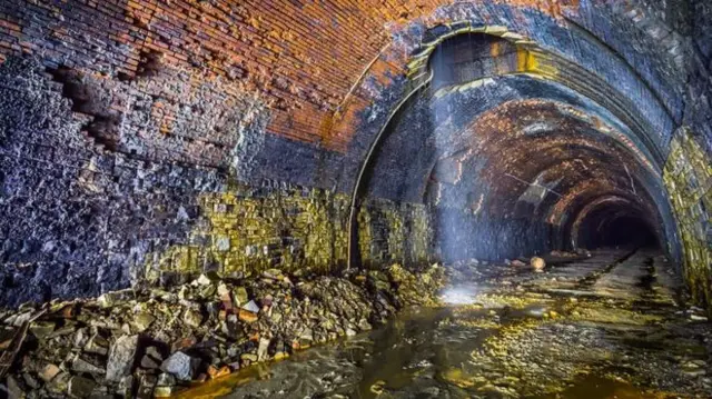 Queensbury Tunnel