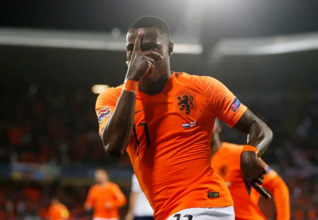 Quincy Promes celebrates