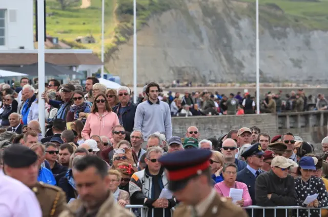 Locals and onlookers