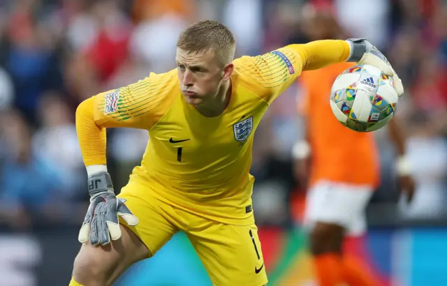 Jordan Pickford with the ball in his hands