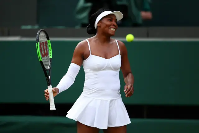 Venus Williams shows her frustration