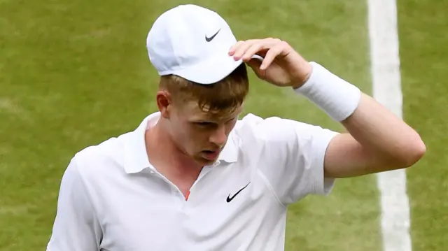 Kyle Edmund scratches his head