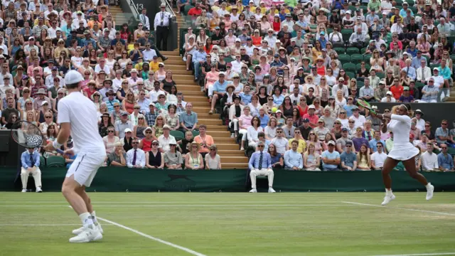 Serena serve