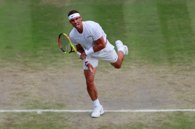 Rafael Nadal serve