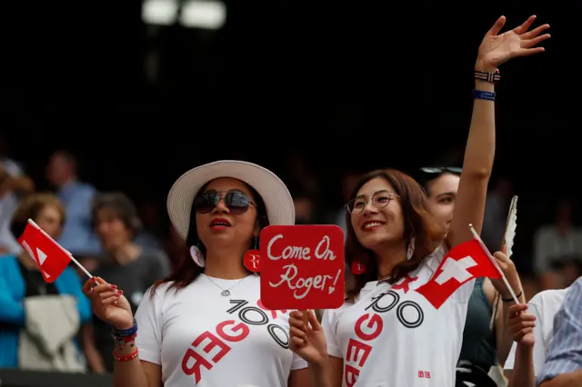 Federer fans