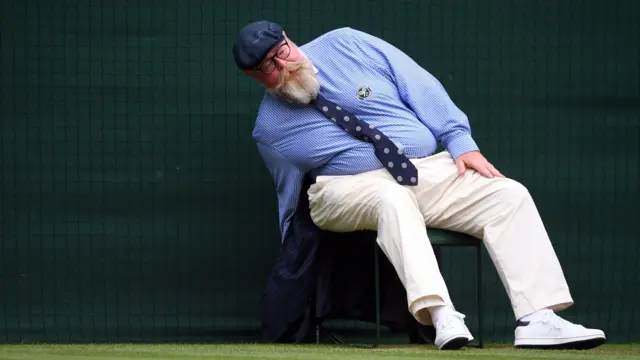 line judge on No.1 Court