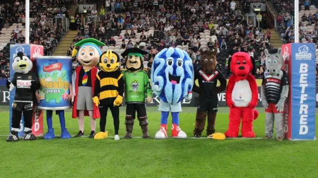 The mascot race