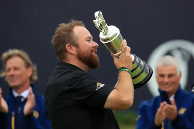 Shane Lowry lifts the Claret Jug