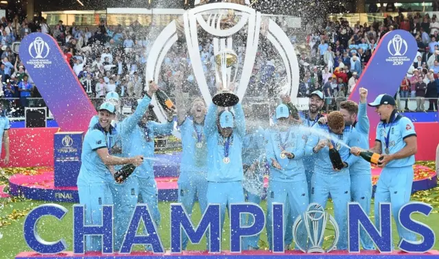 England celebrate World Cup win