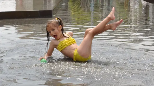 Bristol kids in the fountains in summer