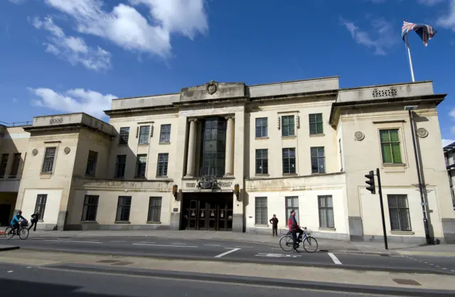 Oxford Crown Court