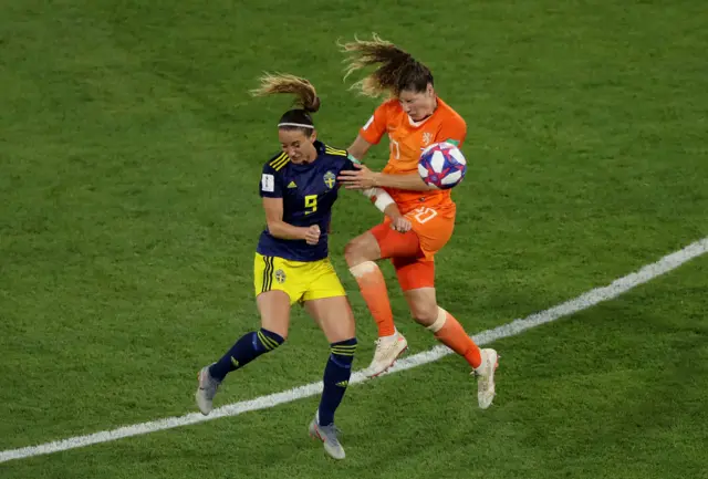 Kosovare Asllani