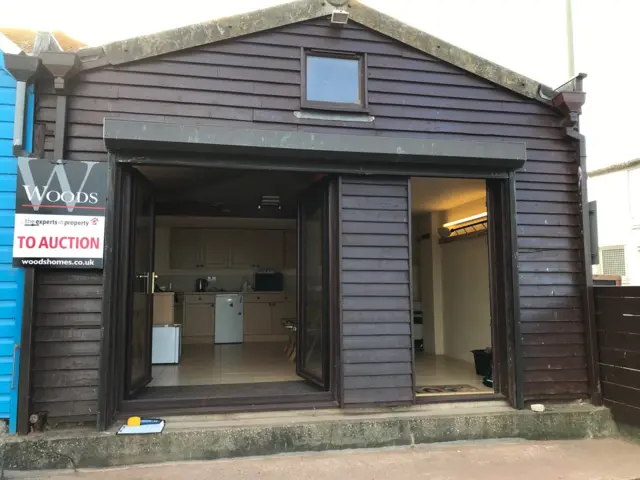 Teignmouth beach hut