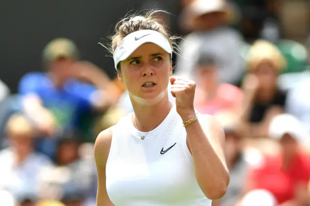 Elina Svitolina pumps her fist