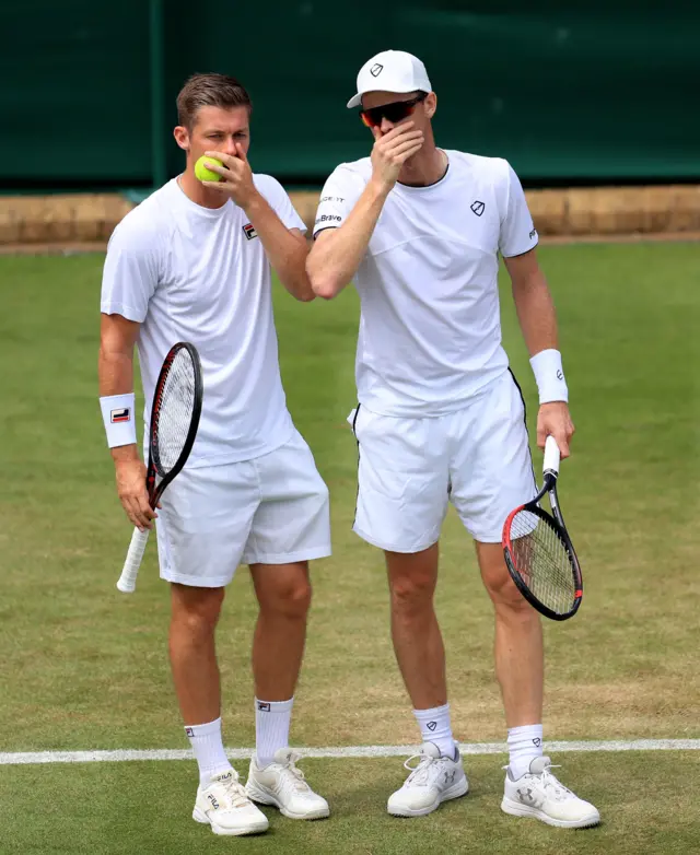 Jamie Murray and Neal Skupski